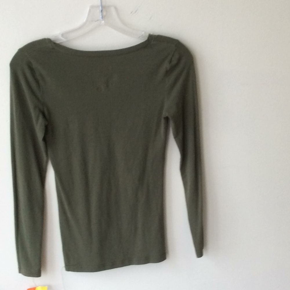 Mandee green shirt size small. - Picture 3 of 3